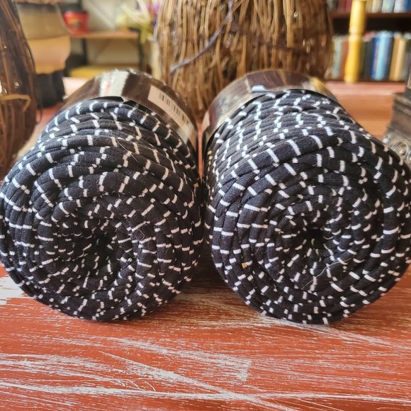2 Skeins Fettuccini Remnant Yarn - T-shirt Yarn - Black w/ White Stripe Lot #153 - Picture 1 of 3